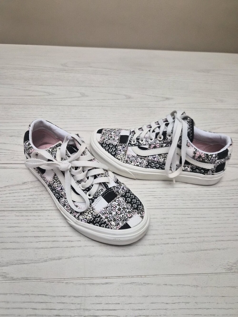 Vans Old Skool Woman Size 7 - Picture 2 of 10